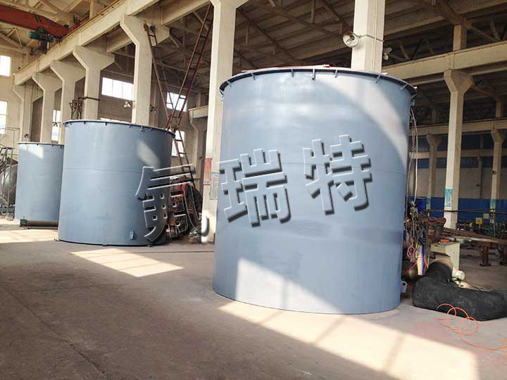 鋼襯塑儲(chǔ)罐、反應(yīng)釜